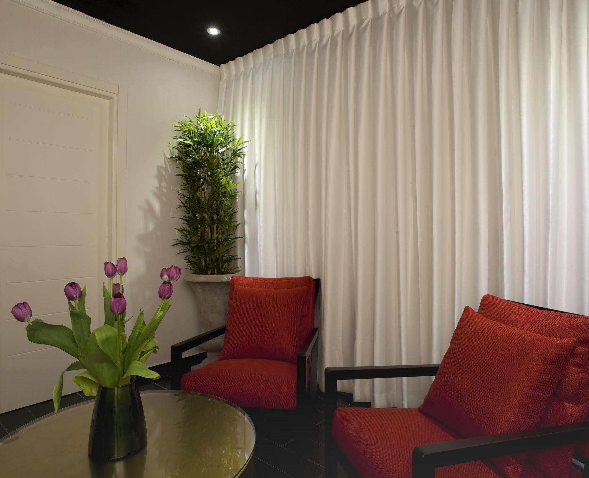 Hotel Leonardo Boutique Rechovot Extérieur photo